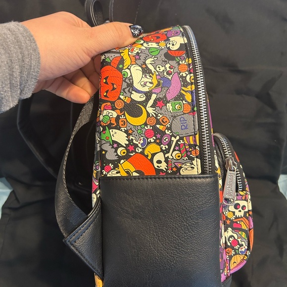Disney Park Halloween Loungefly backpack - Picture 2 of 6